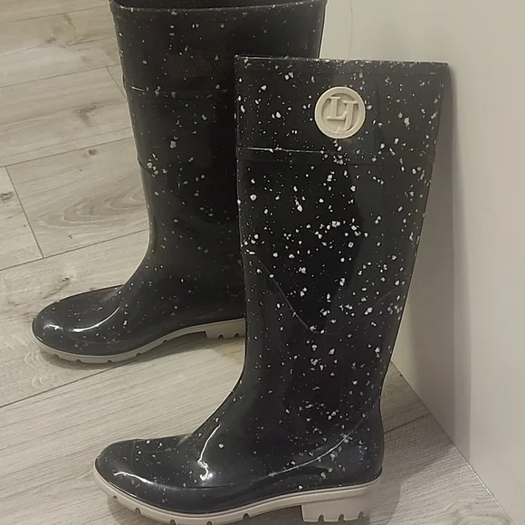 Lemon Jelly Black Speckled Rain Boots | European 39 | Made in Portugal - Picture 2 of 7